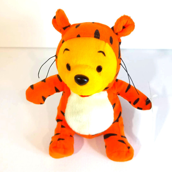 Vintage Fantasy Amuse RARE Sega Japan Winnie The Pooh Tigger Costume Plush 1998 - Picture 2 of 13